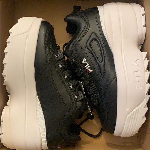 fila shoes size 6